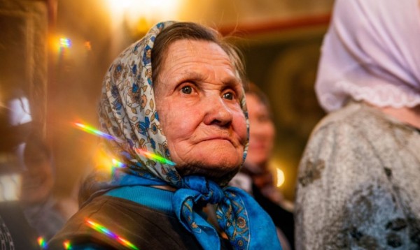 Бездомного забили до смерти за то, что спал в подъезде. Его звали Сергей