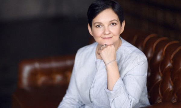 «Ты — мама троечника, и все знают, как тебе заниматься ребенком». Ирина Лукьянова — о гиперактивных детях
«Ты — мама троечника, и все знают, как тебе заниматься ребенком». Ирина Лукьянова — о гиперактивных детях